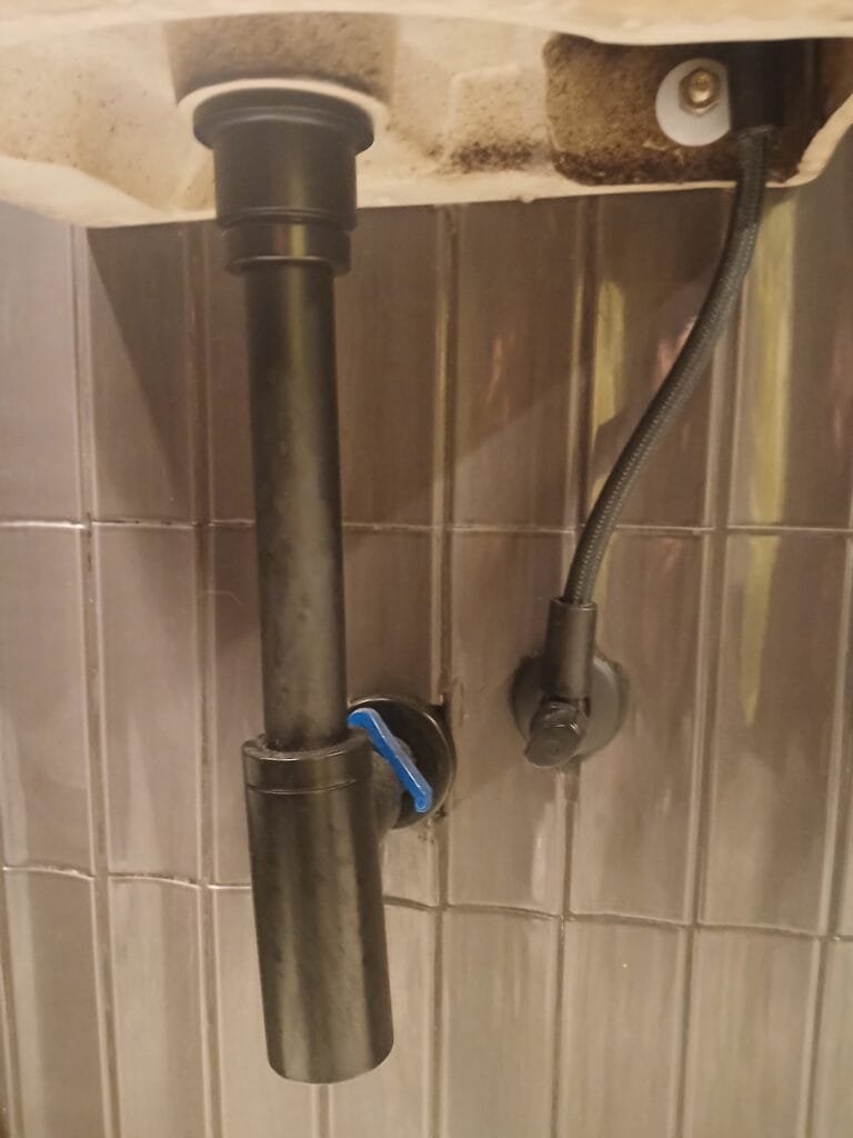 Desatasco urgente de sifón en Bilbao por Fontanería San Juan 48009